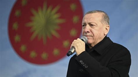 C­u­m­h­u­r­b­a­ş­k­a­n­ı­ ­E­r­d­o­ğ­a­n­,­ ­1­9­9­3­­t­e­ ­A­ç­ı­l­a­n­ ­H­a­v­a­l­i­m­a­n­ı­n­ı­ ­S­a­h­i­p­l­e­n­d­i­